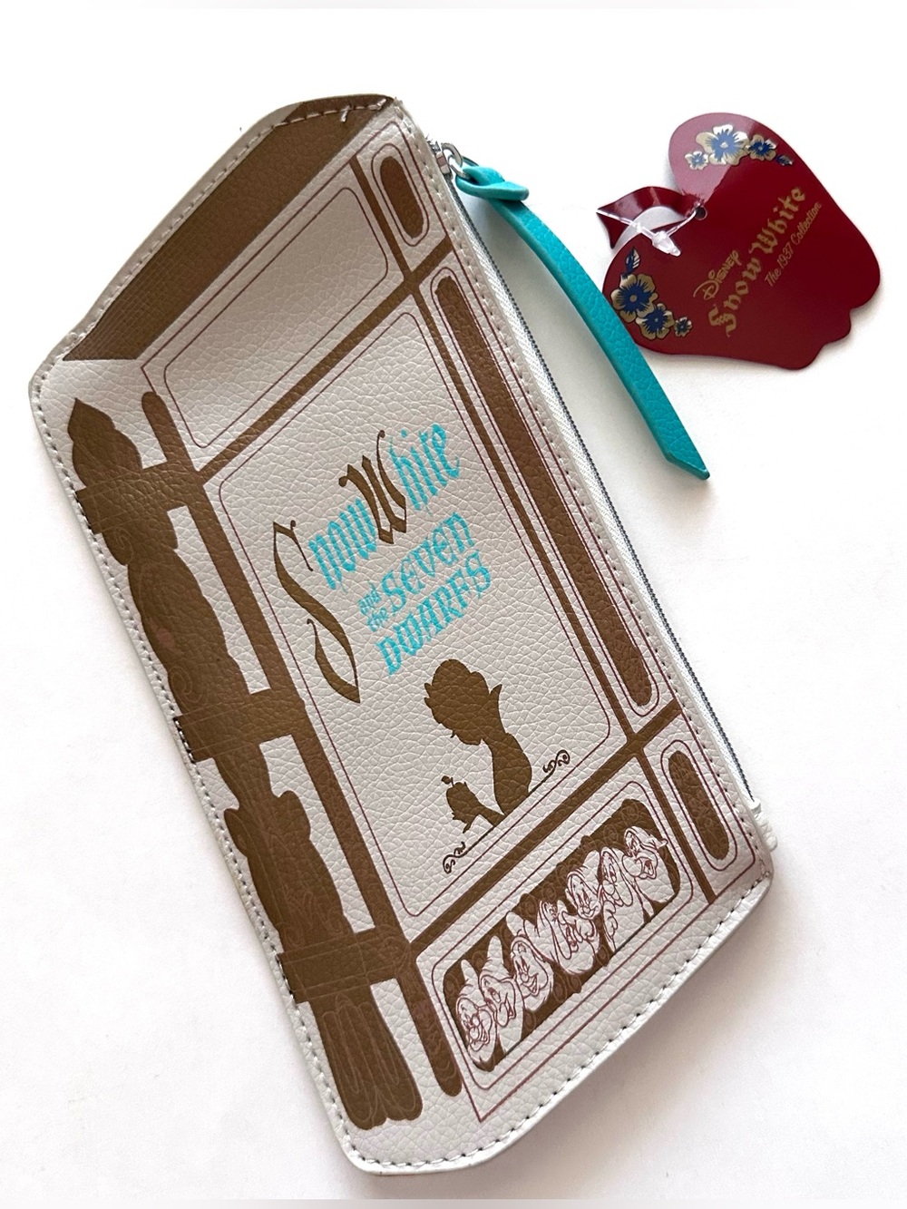 Disney Snow White book themed zip wallet makeup cosmetics bag bookish BOOKTOK